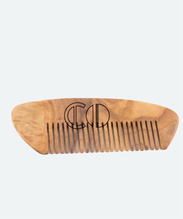 Trapezoidal shaped comb